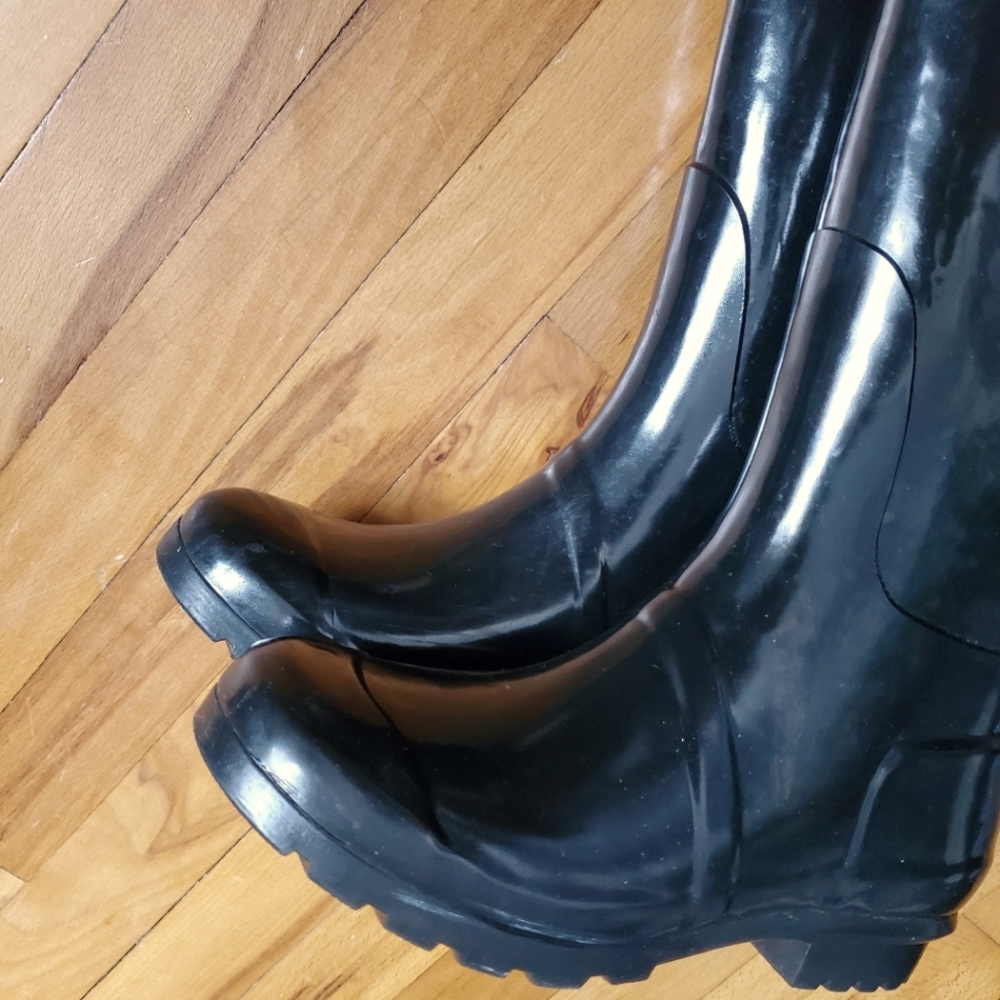 Target Rubber Rain Boots, Size 8 (Fits 8, 8.5, 9) - Picture 9 of 9